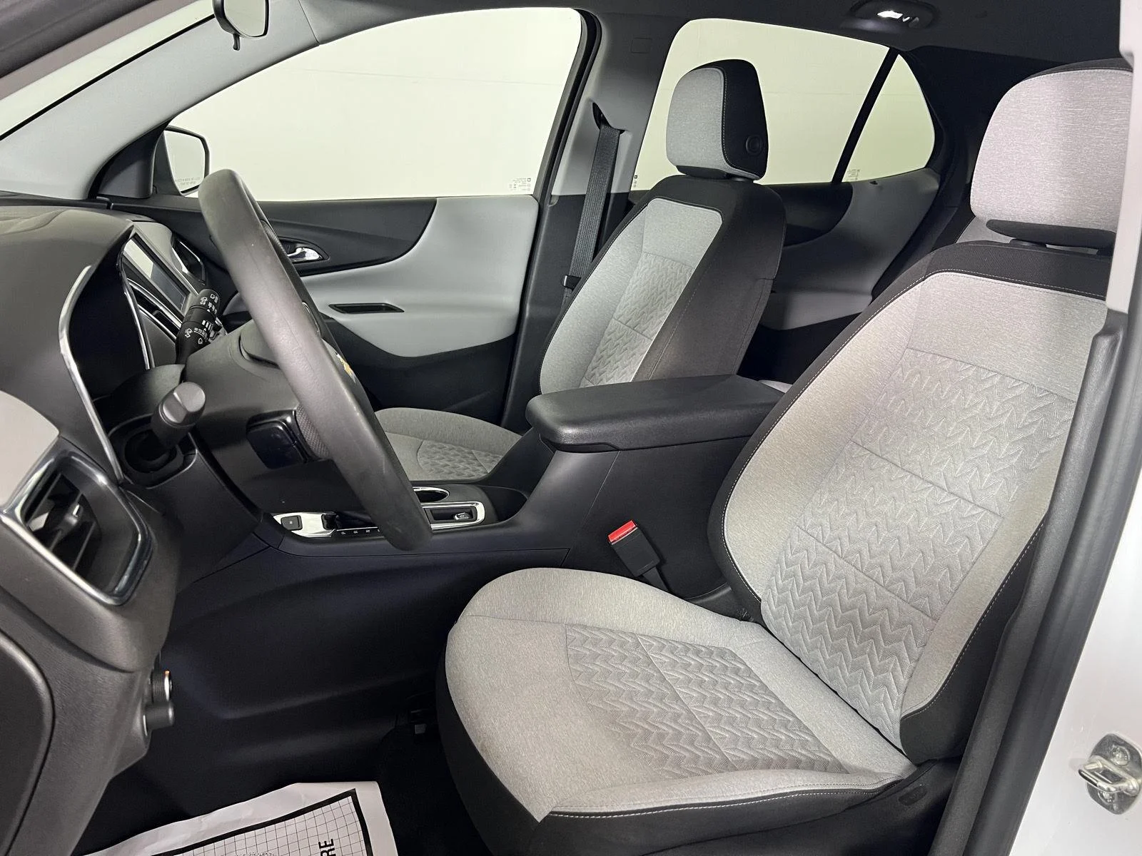 Used 2024 Summit White Chevrolet LS image 3