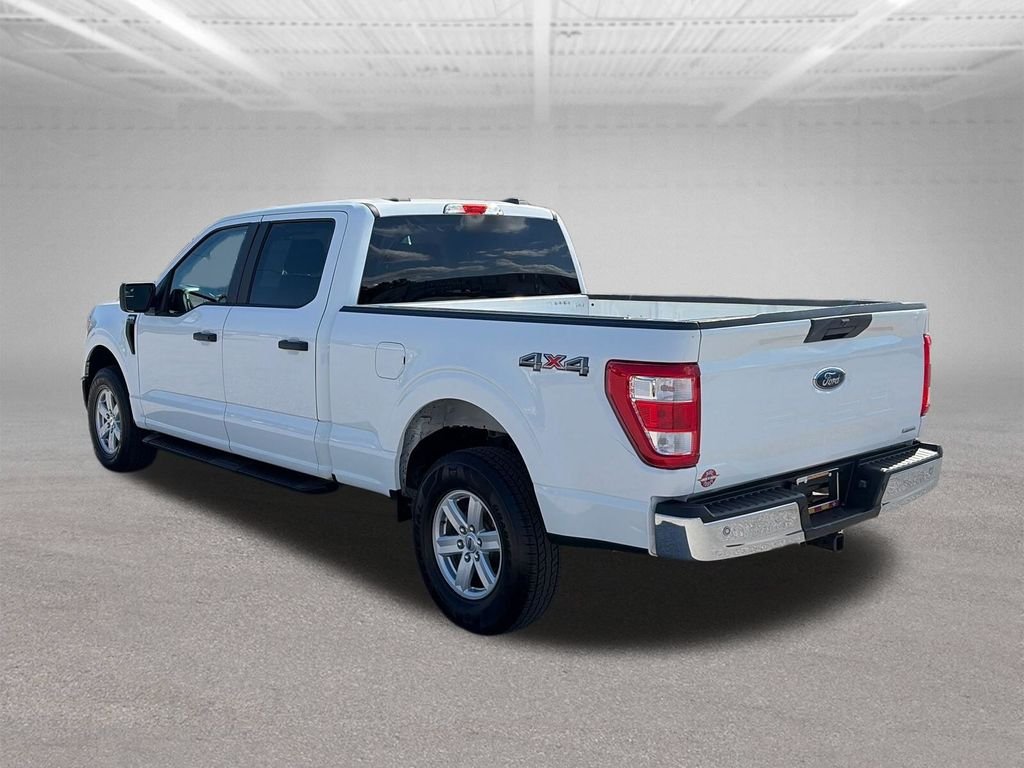 Used 2021 White Ford XL image 4