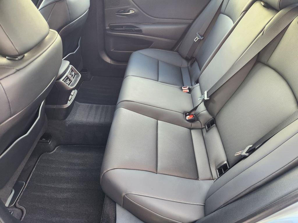 Certified Used 2023 Iridium Lexus 350 image 31