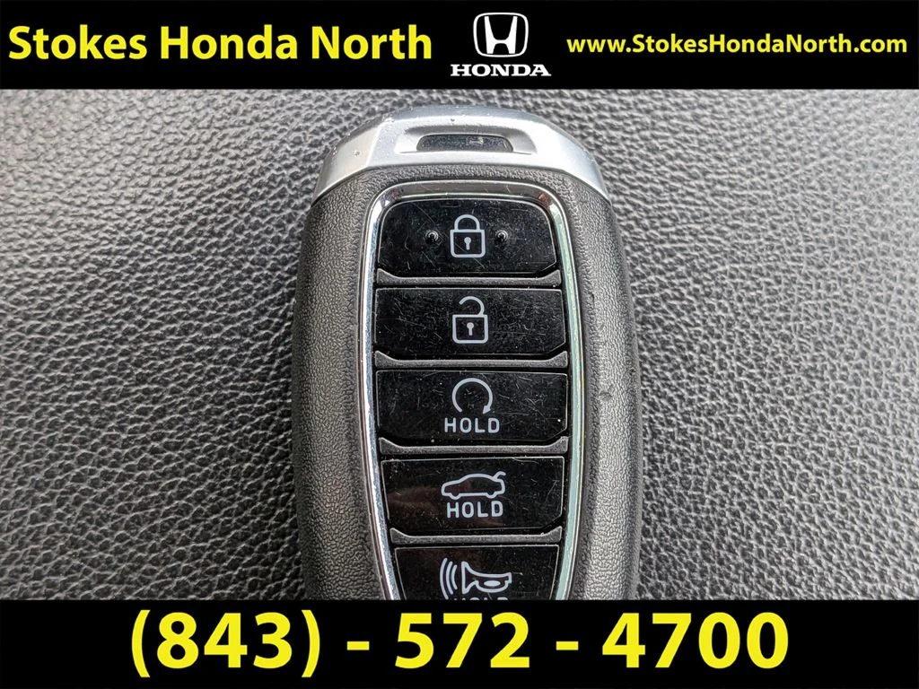Used 2021 Gray Hyundai SEL image 27