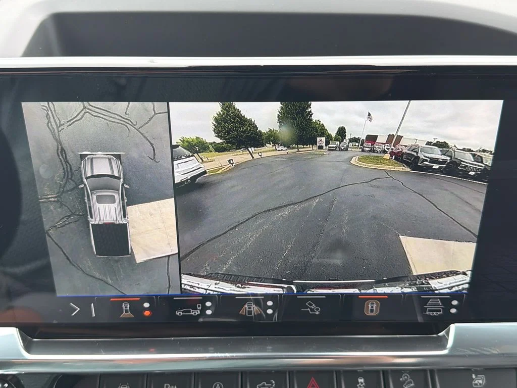 2026 GMC Sierra 1500 SLT - Photo 21