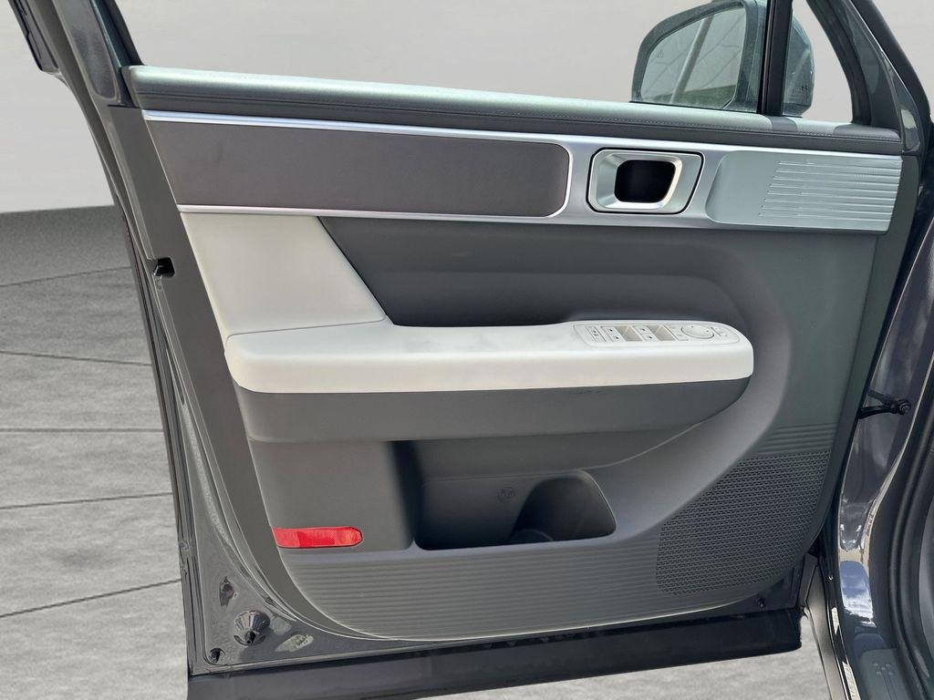 New 2026 Ecotronic Gray Hyundai SE FWD image 13