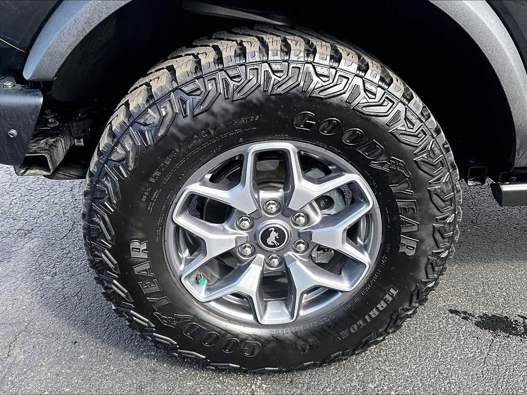 Used 2025 Black Ford Badlands image 7