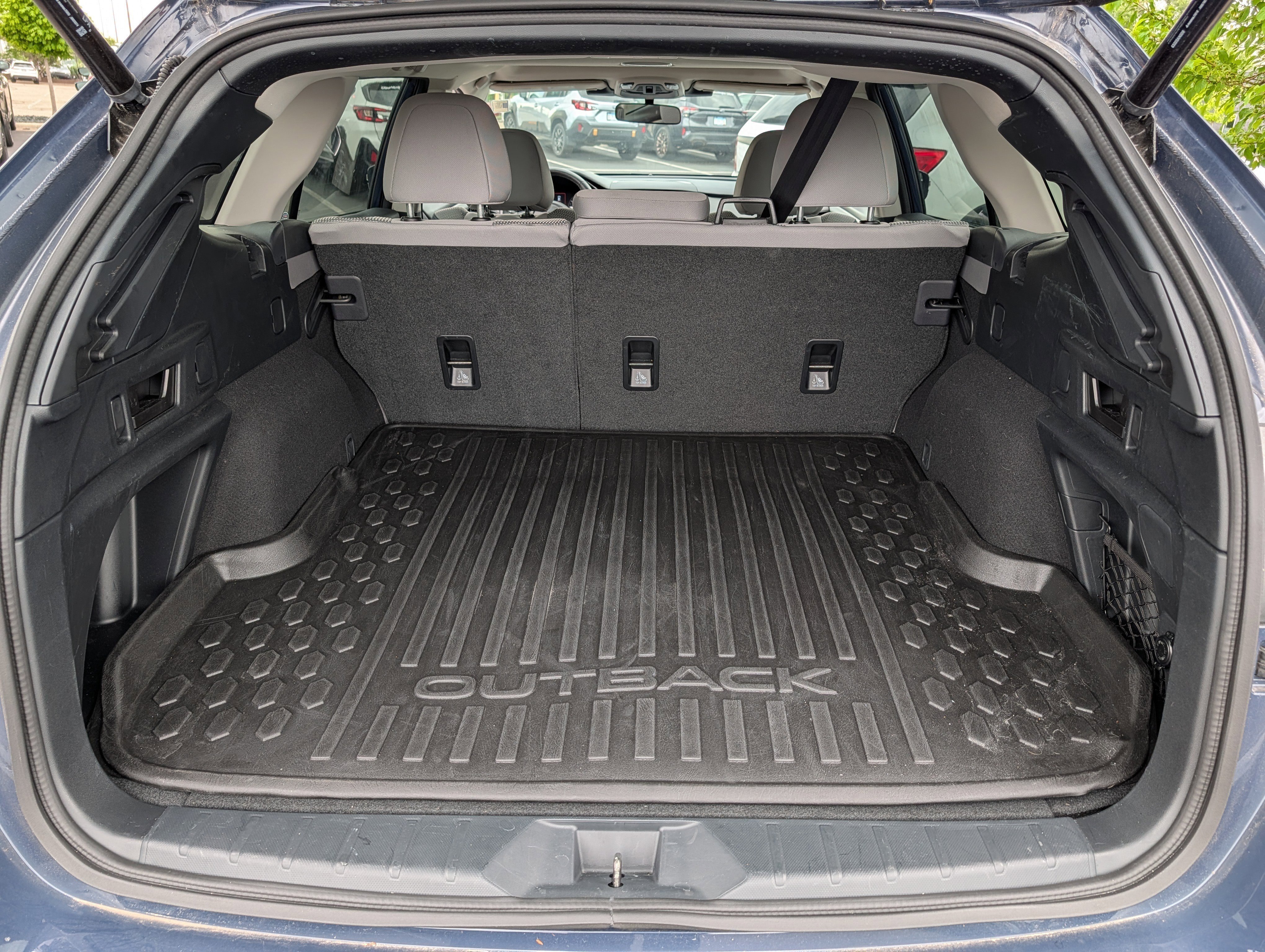 Used 2025 Cosmic Blue Pearl Subaru Premium image 18