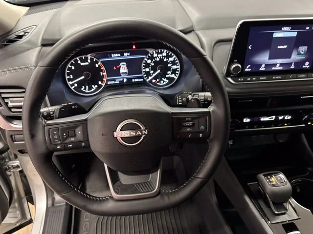 Used 2025 Silver Nissan SV image 16