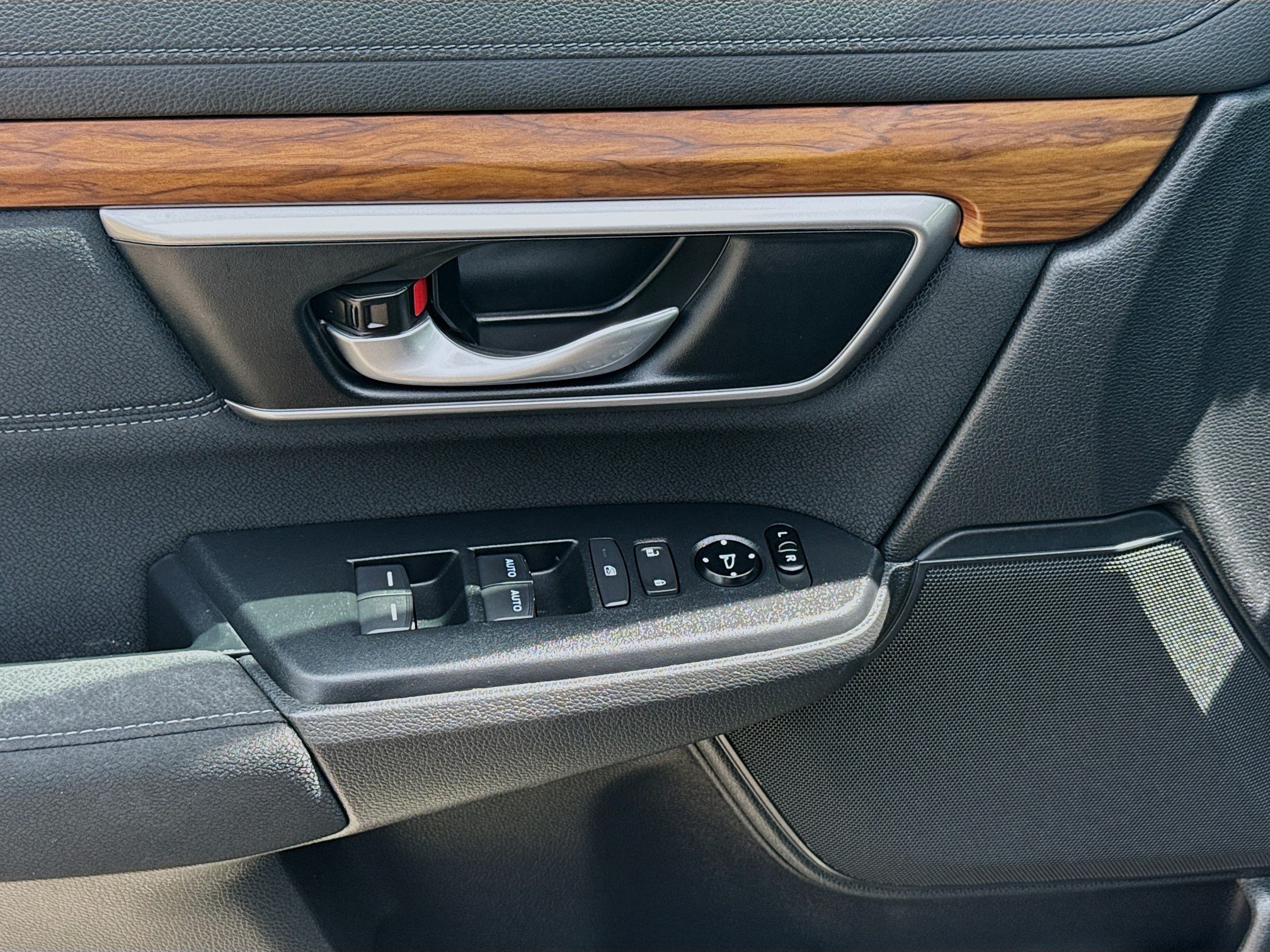 2022 Honda CR-V EX - Photo 16