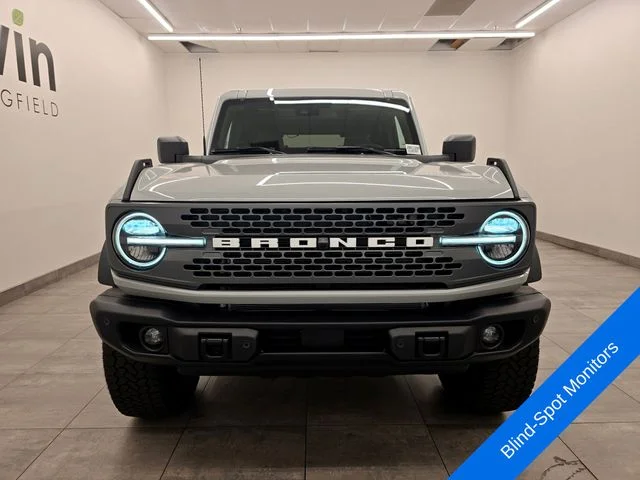 New 2026 Avalanche Gray Ford Badlands® image 7