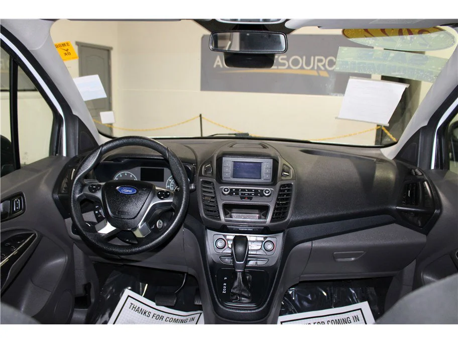 Used 2022 White Ford XL image 14