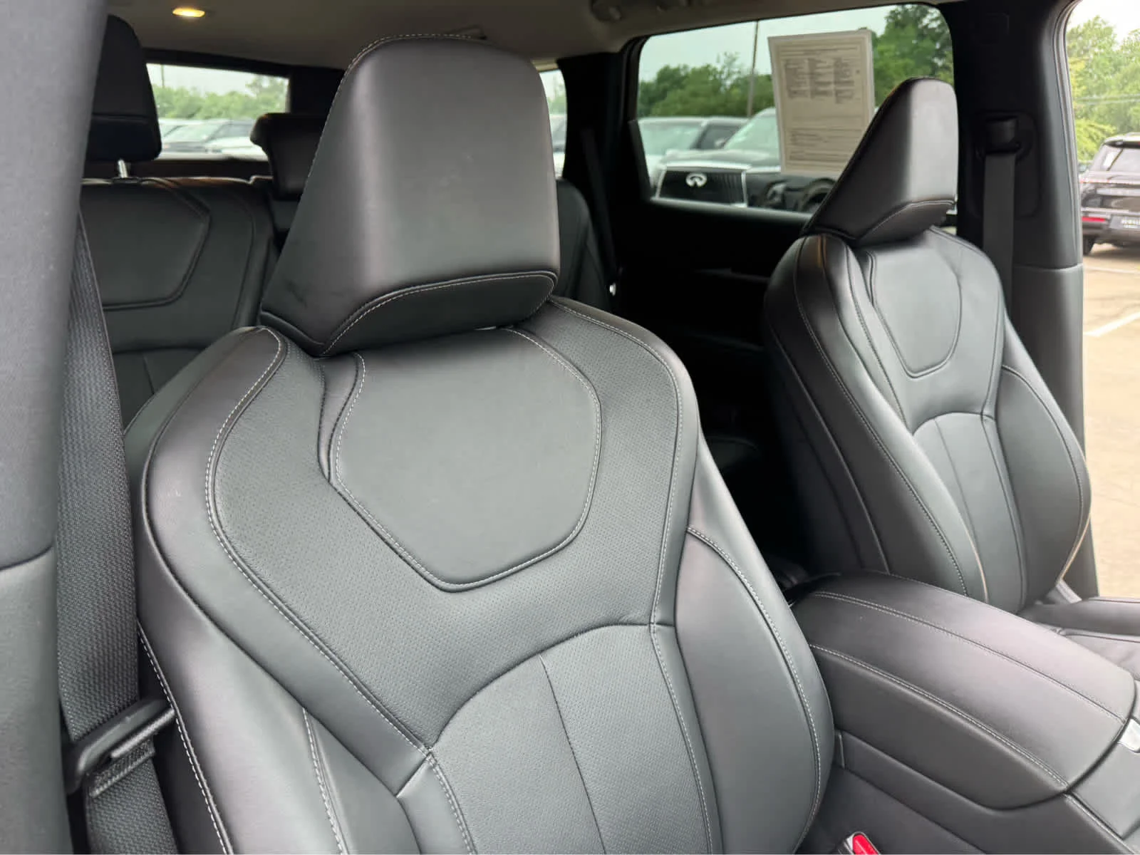 Certified Used 2025 Grand Blue INFINITI PURE image 13