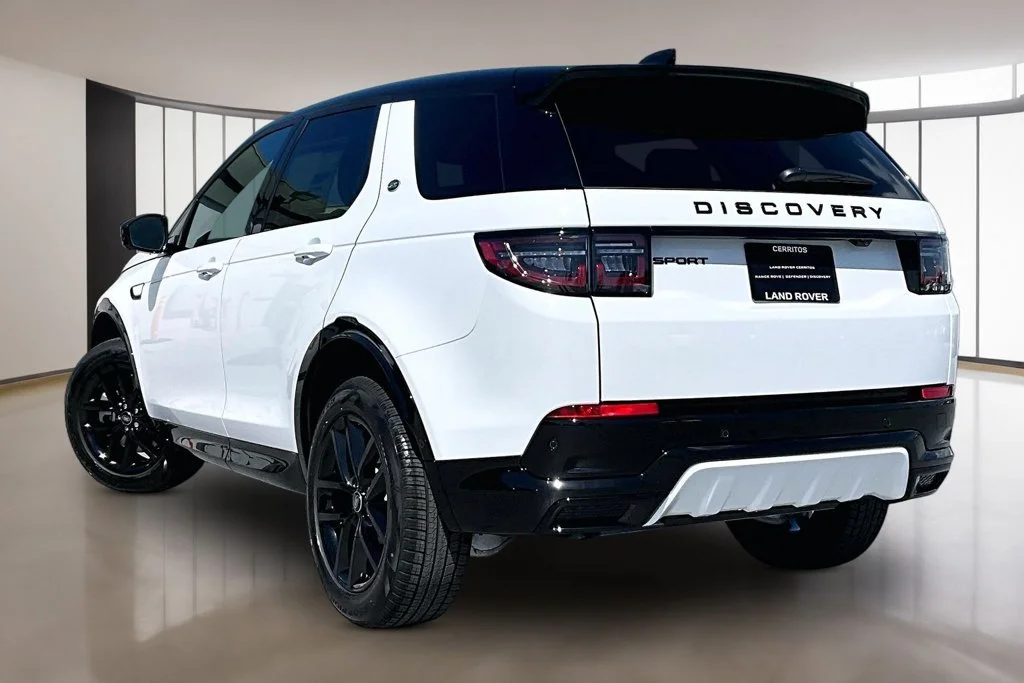 New 2026 White Land Rover Landmark image 3