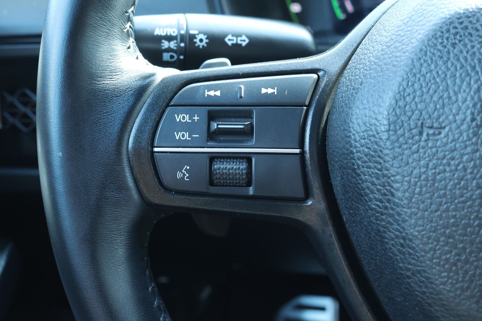 Used 2024 White Honda Sport image 9