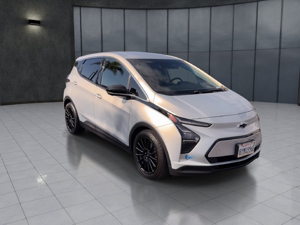 Used 2022 Chevrolet Bolt EV 2LT with VIN 1G1FX6S05N4108337 for sale in San Diego, CA