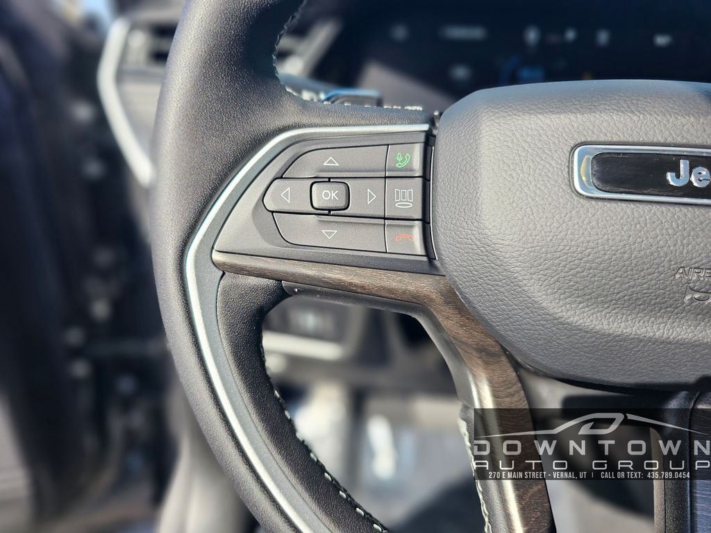 New 2026 Baltic Gray Metallic Clearcoat Jeep Altitude image 15