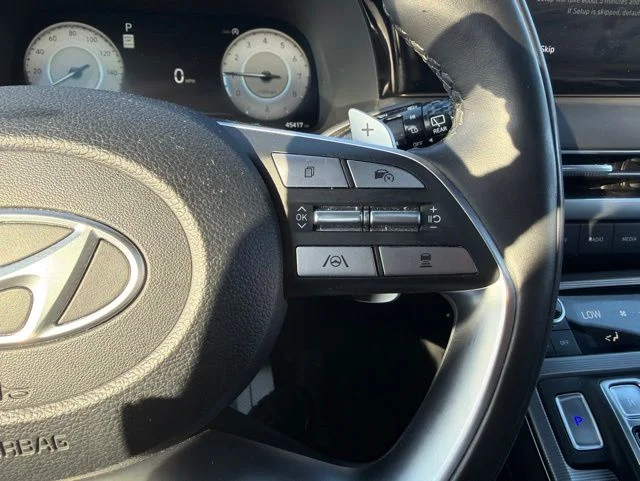 Used 2023 White Hyundai Calligraphy image 21