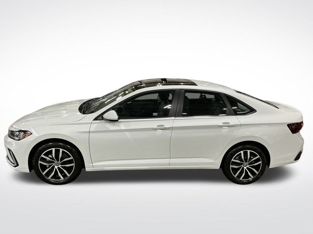New 2026 White Volkswagen 1.5T SE image 2