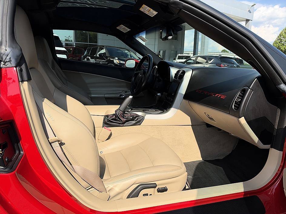 Used 2005 Victory Red Chevrolet Base image 19