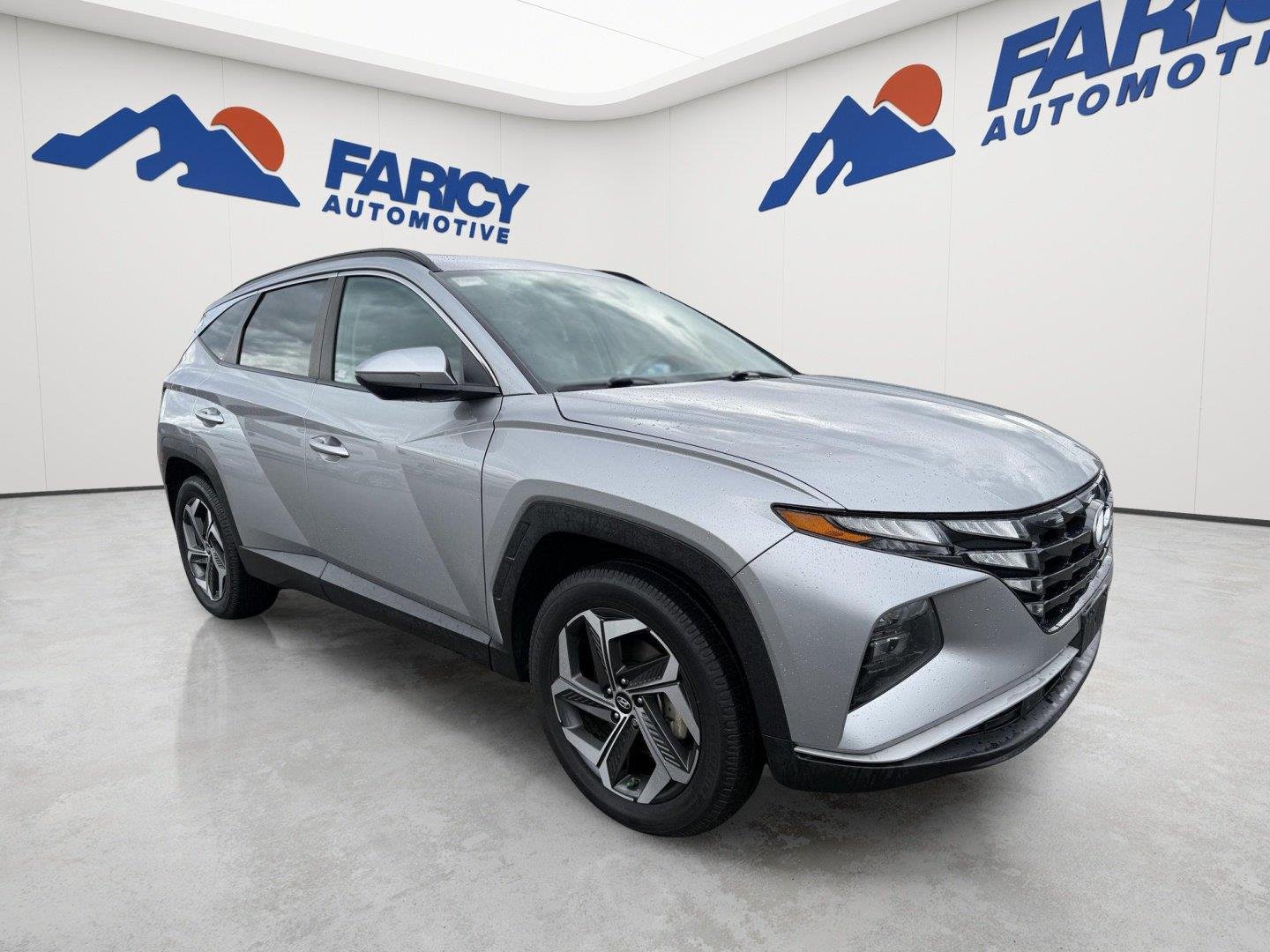 Used 2023 Shimmering Silver Hyundai SEL image 7