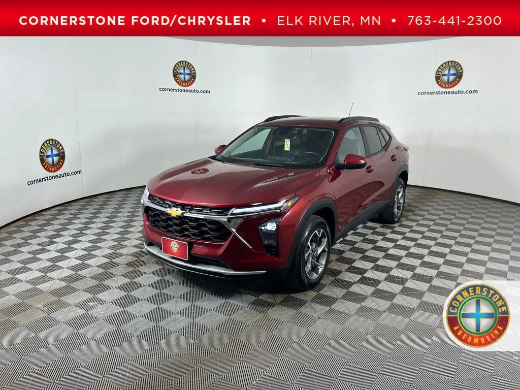 2025 Chevrolet Trax LT's photo