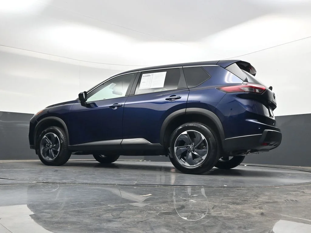 Used 2025 Blue Nissan SV image 43