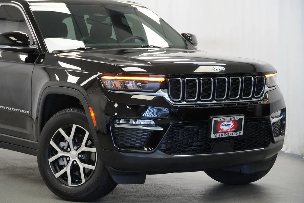 Used 2024 Black Jeep Limited image 6