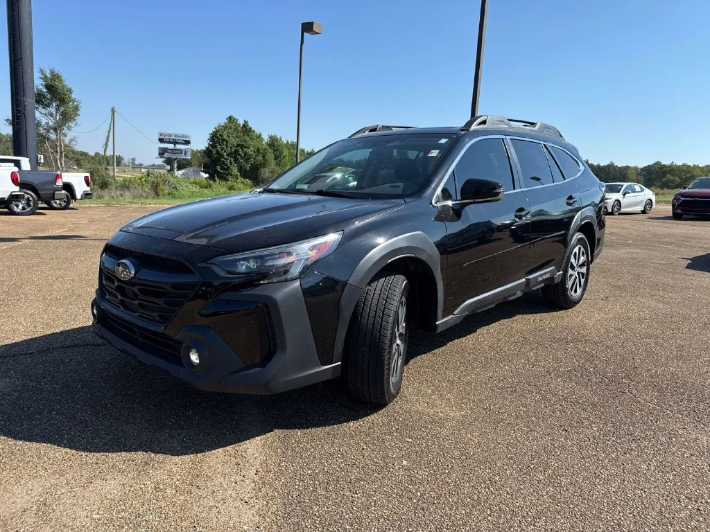 Used 2023 Black Subaru Premium image 3