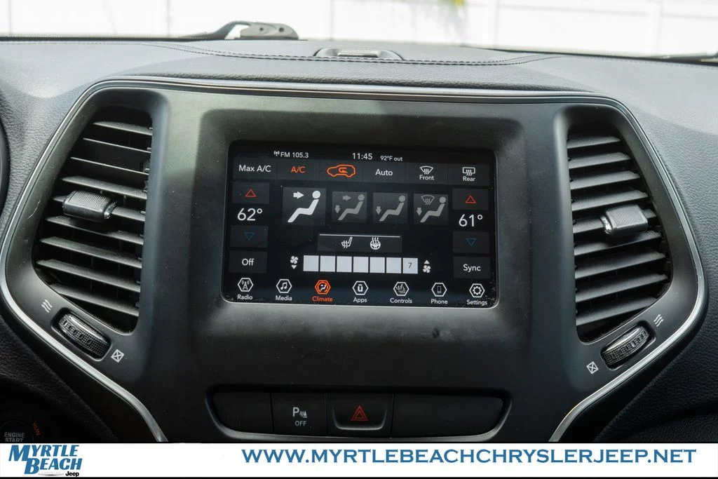Used 2020 Slate Blue Jeep Latitude Plus image 22