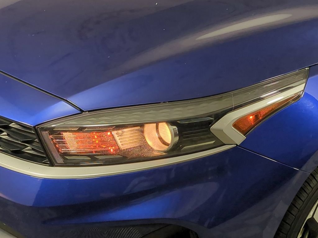 2024 Kia Forte LXS - Photo 10