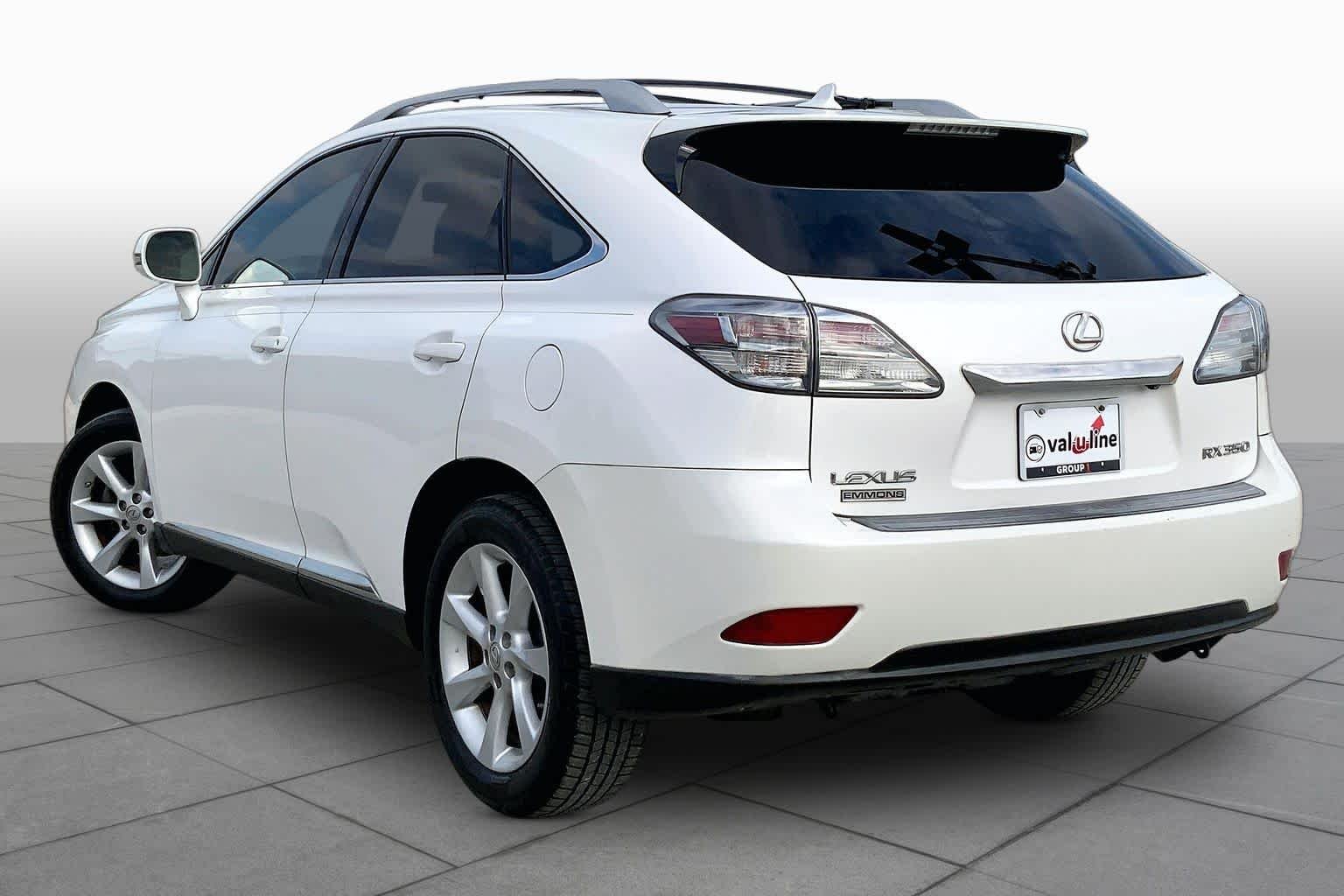 Used 2010 Starfire Pearl Lexus  image 11