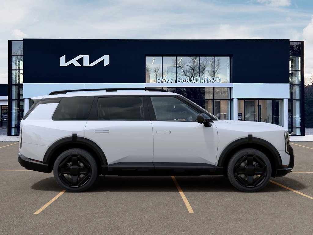 New 2027 Glacial White Pearl Kia X-LINE SX image 7