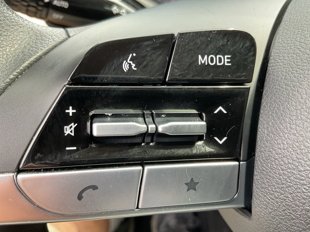 Used 2022 Portofino Gray Hyundai SEL image 31