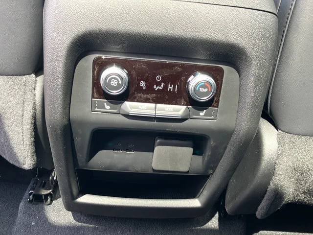 2026 GMC Acadia AT4 - Photo 28
