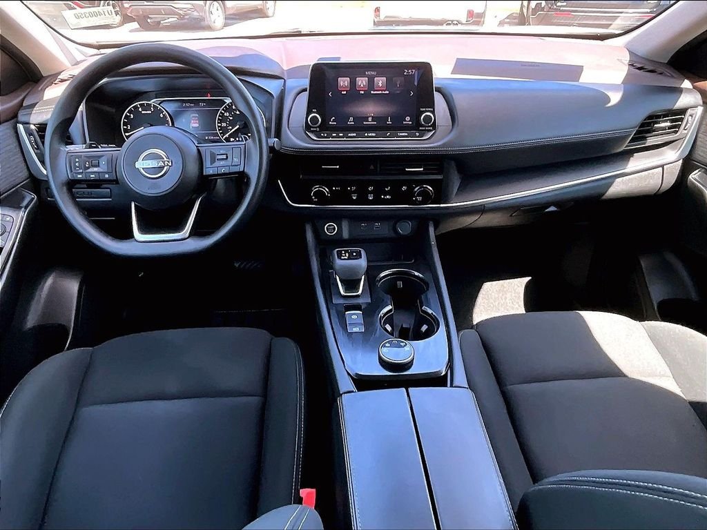 Used 2023 White Nissan S image 21