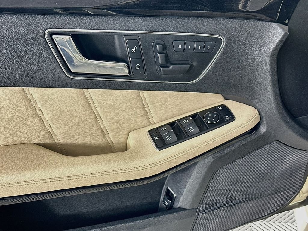 Used 2010 Brown Mercedes-Benz E 350 image 18