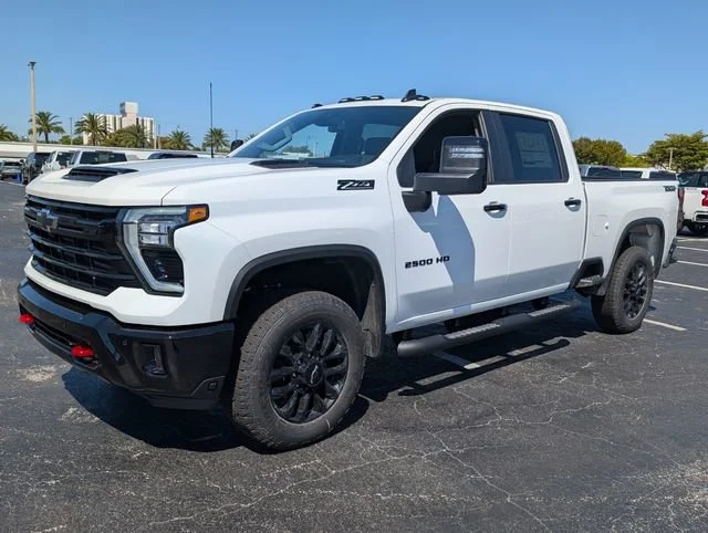 New 2026 Summit White Chevrolet LT image 3