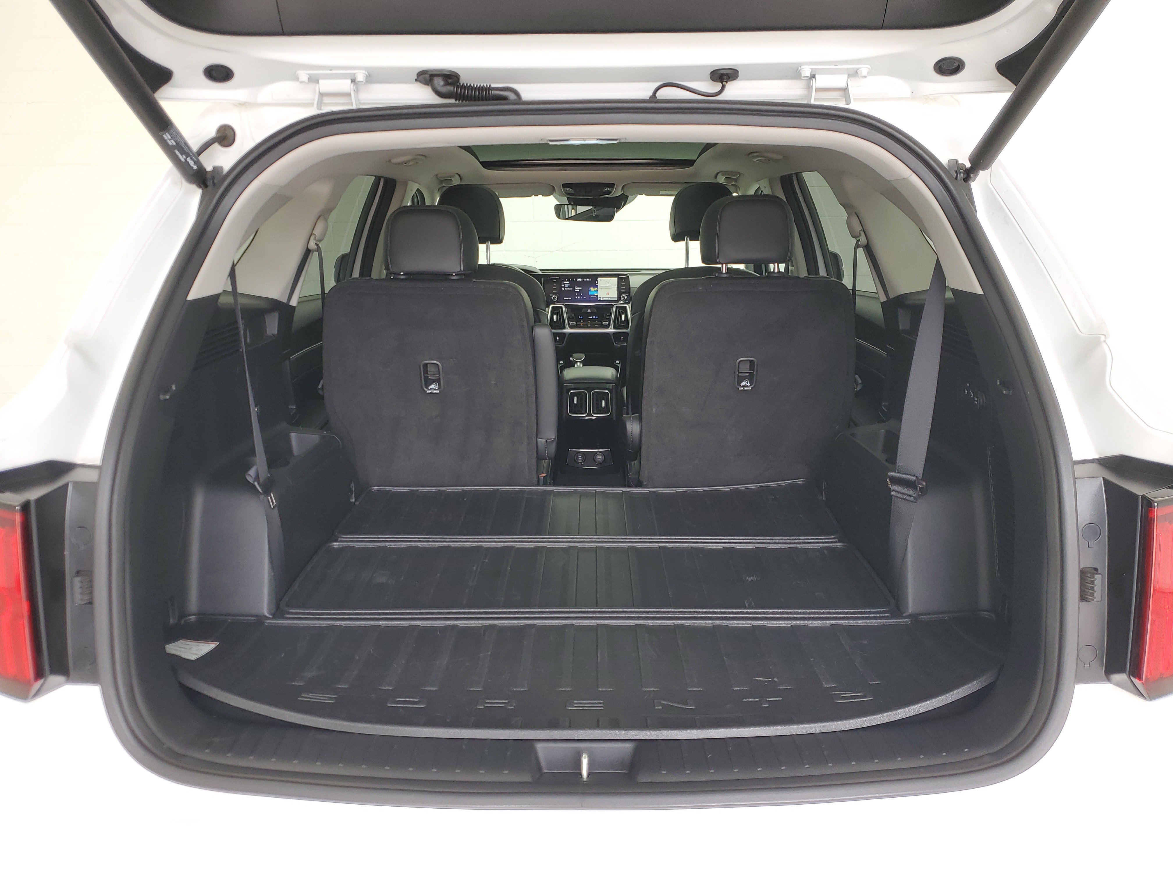 Used 2023 Glacial White Pearl Kia SX image 10