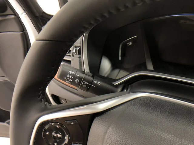 Certified Used 2020 Platinum White Pearl Honda EX-L image 19