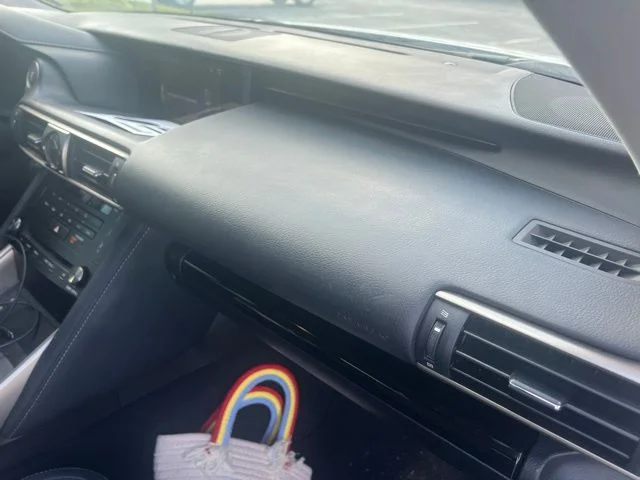 Used 2018 White Lexus 300 image 23