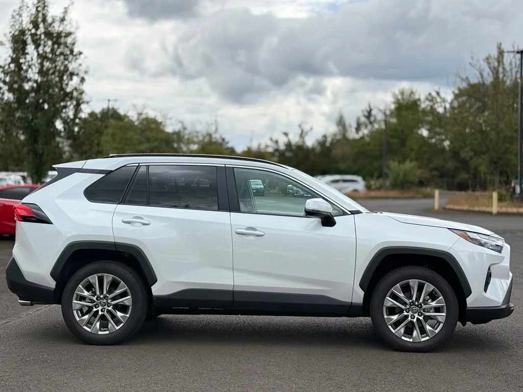Certified Used 2025 Pearl Toyota XLE Premium image 6