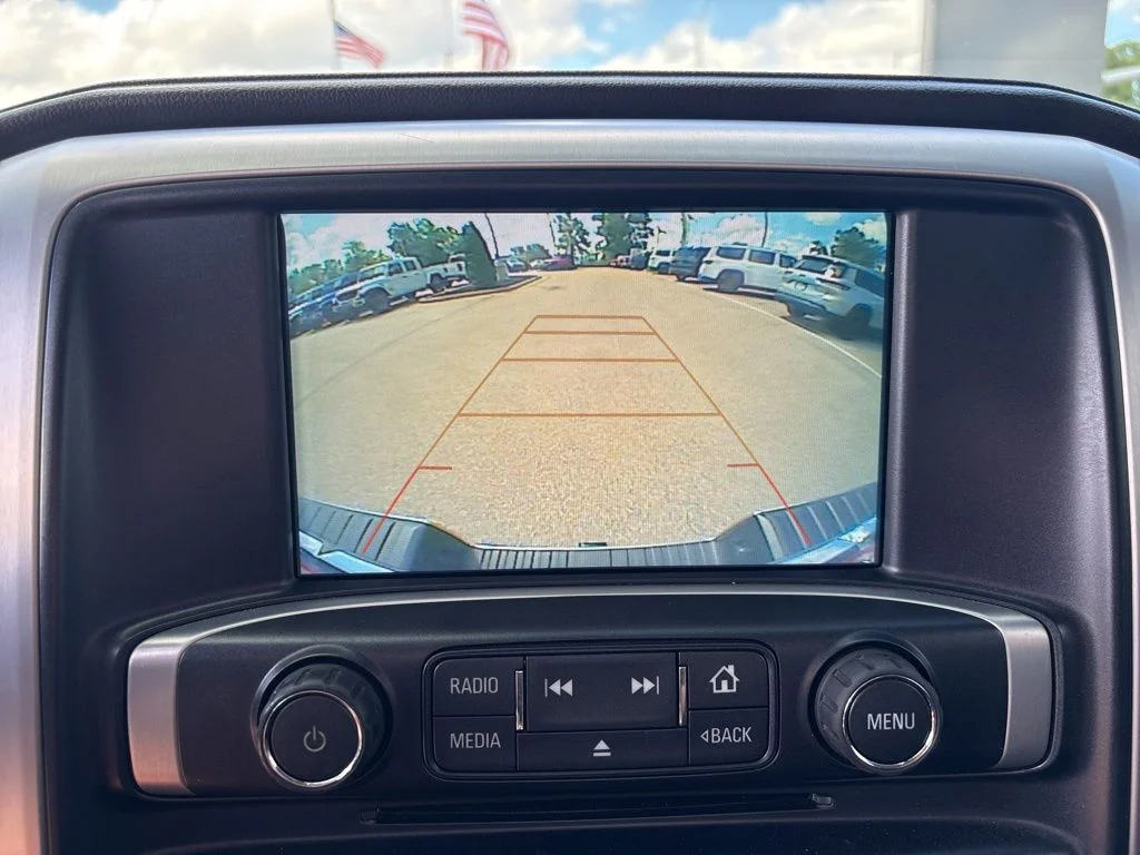 Used 2018 Cardinal Red GMC SLT image 25
