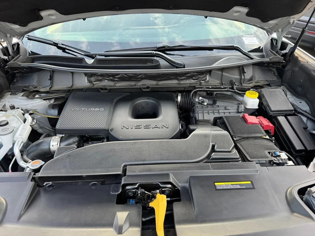 Used 2025 Gray Nissan SL image 18