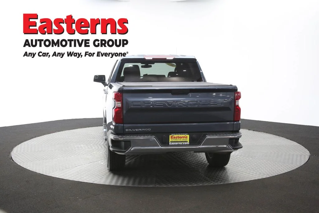 Used 2020 Gray Chevrolet LT image 34