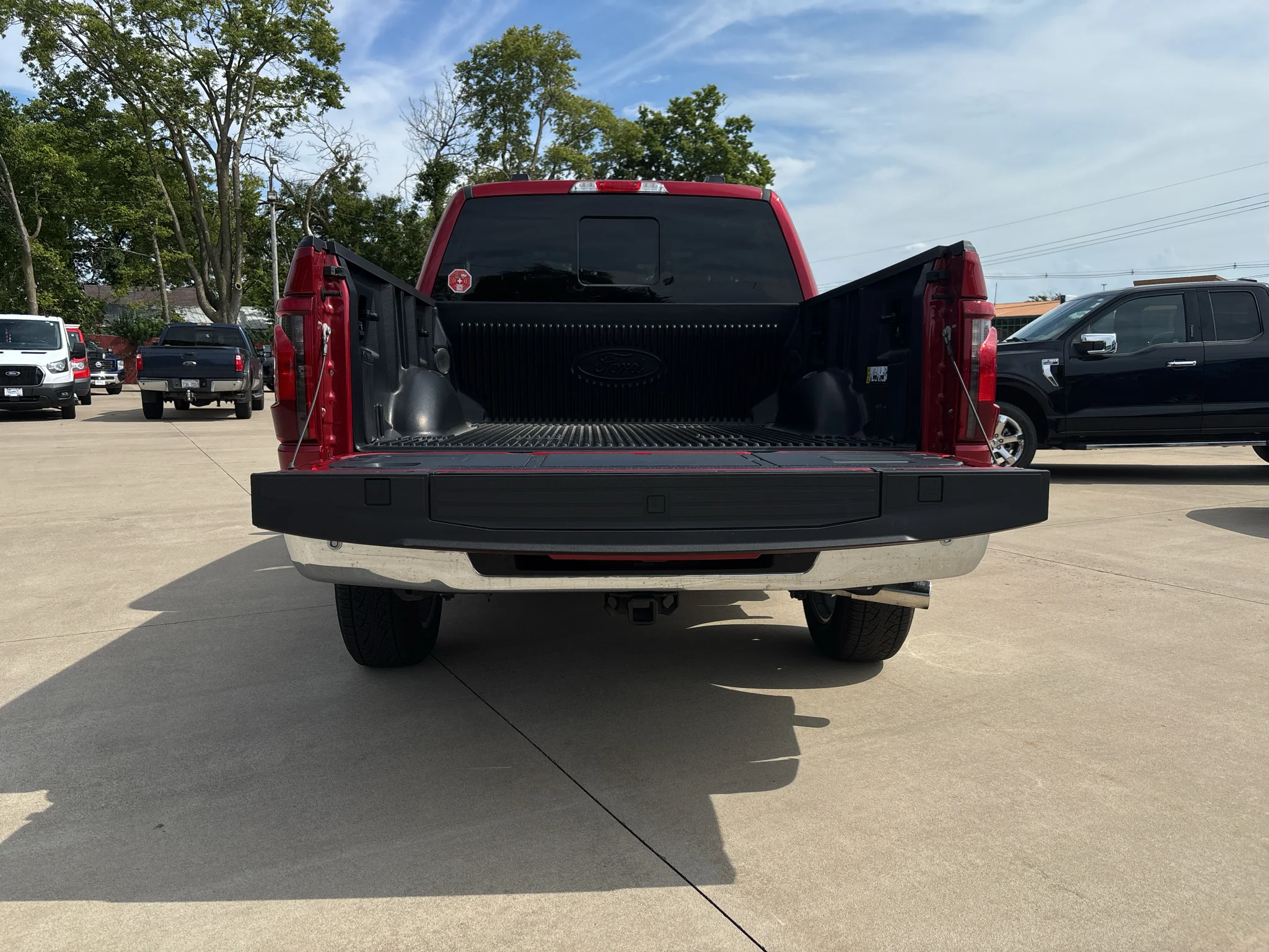 Used 2024 Rapid Red Metallic Tinted Clearcoat Ford XLT image 12