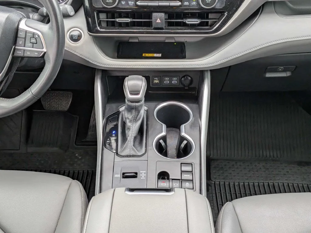 Certified Used 2024 Celestial Silver Metallic Toyota XLE image 19