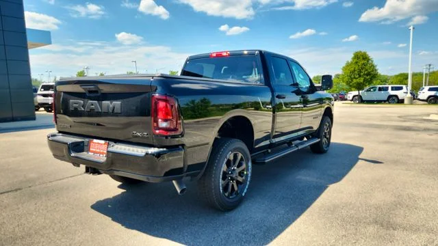 New 2026 Diamond Black Crystal Pearl-Coat Exterior Paint RAM Big Horn image 3