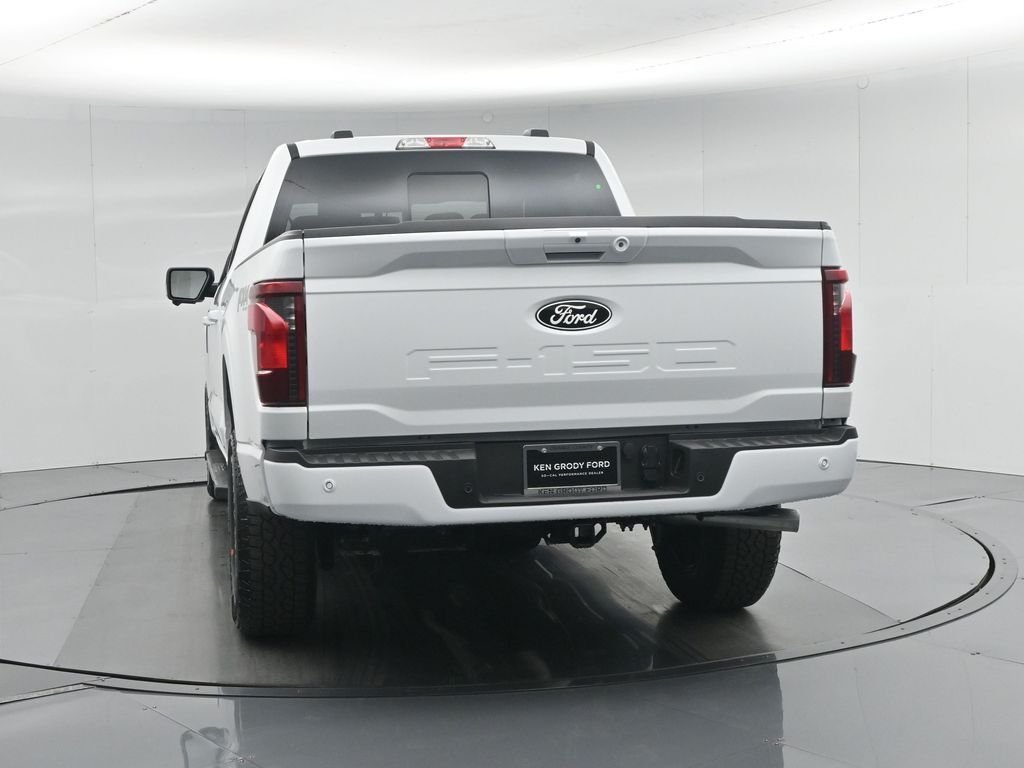 New 2026 Oxford White Ford XLT image 31