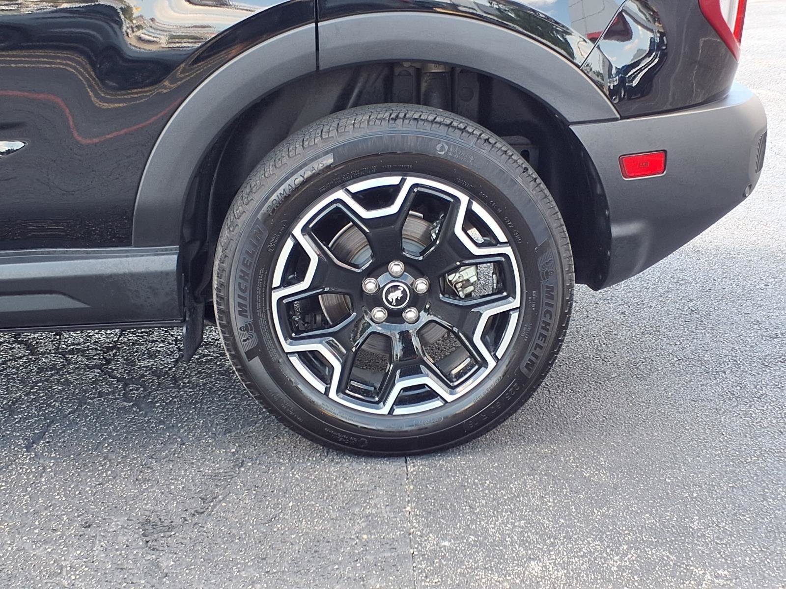 Used 2025 Black Ford Outer Banks image 9