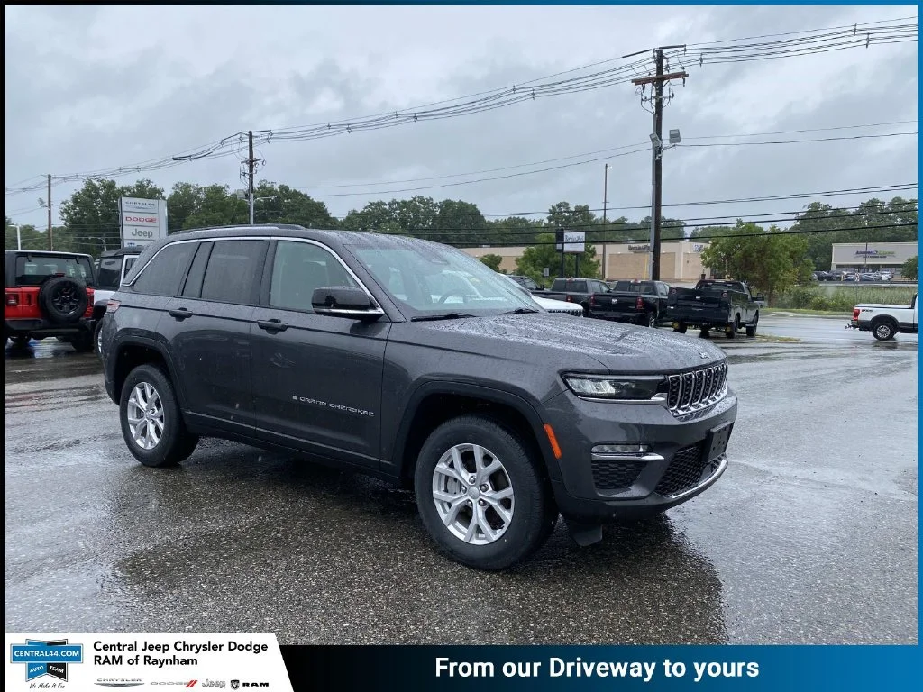 Certified Used 2023 Gray Jeep Limited image 1