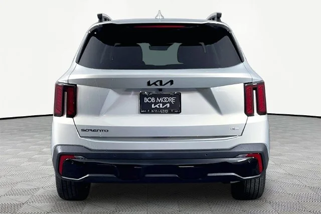 New 2026 Silver Kia X-Line EX image 5