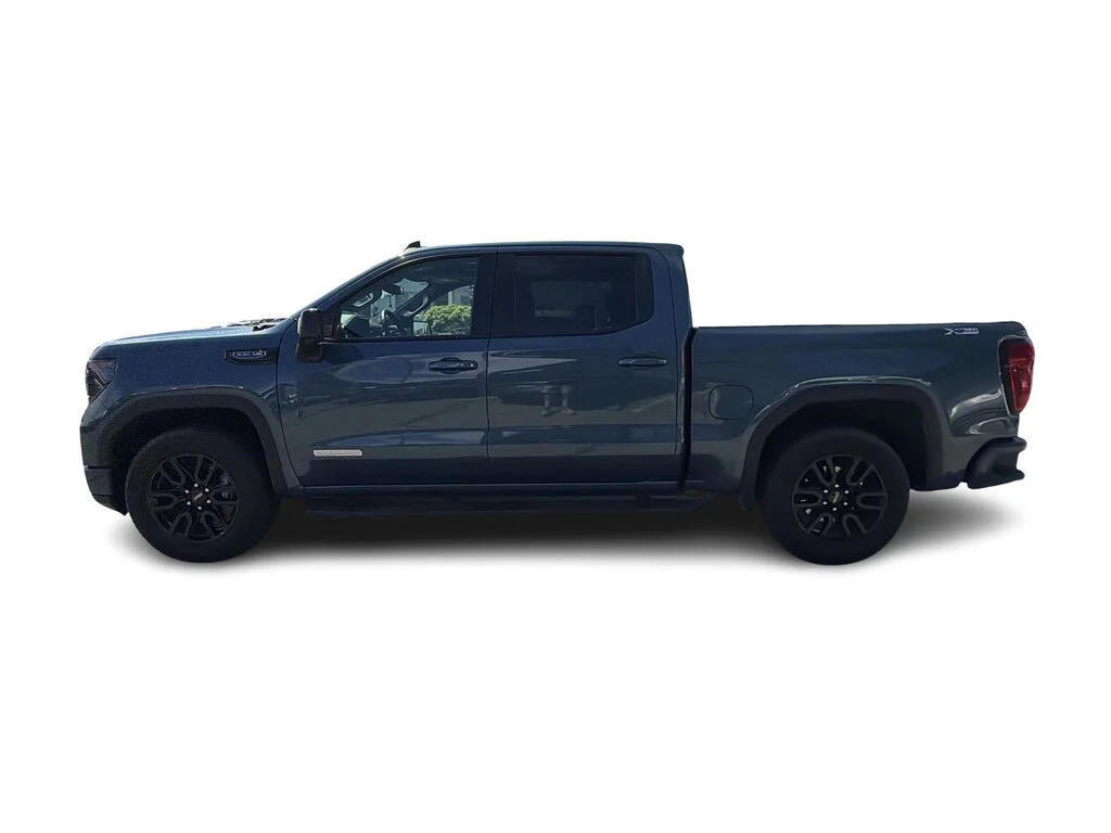 Used 2026 Downpour Metallic GMC Crew Cab Short Box 4-Wheel Drive Elevation Dilawri image 8