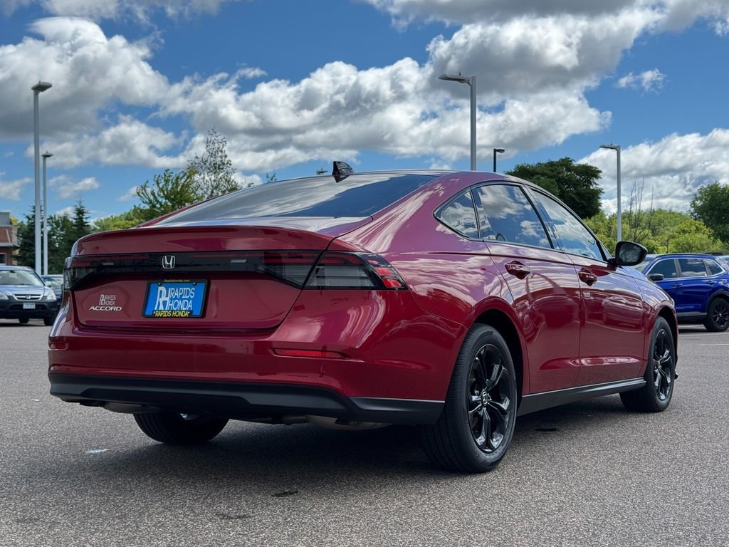 2025 Honda Accord SE - Photo 6